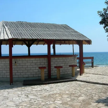 Duga Uvala.12 * Pavicini